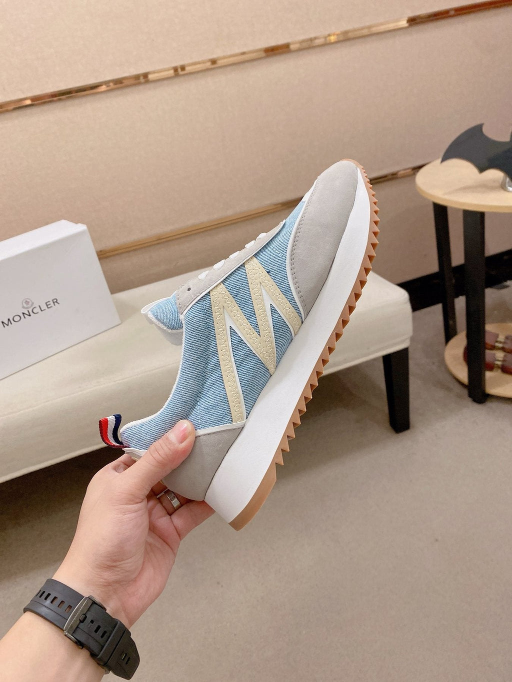 Men's Light Blue and Gray Low-Top Sneakers