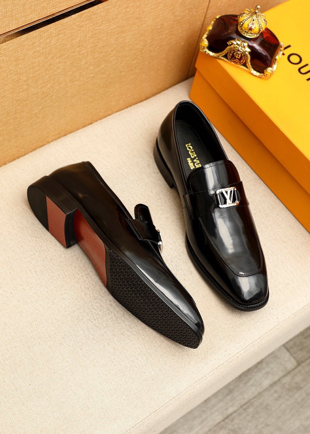 Louis Vuitton Men's Glossy Black Leather Loafers