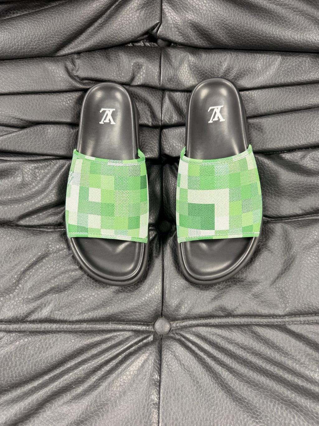 Louis Vuitton Checkerboard Slide Sandals - Single Wide Checkerboard Strap